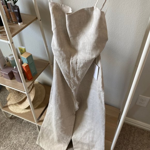 Reformation Huntington open-back jumpsuit oatmeal size 8 NWT - Picture 5 of 6